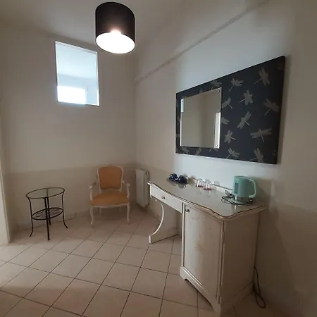 Ariston Vacanze アパートホテル 4*