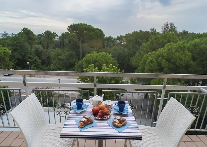 شقة فندقية Ariston Vacanze 4*