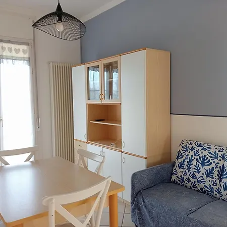 Ξενοδοχείο με διαμερίσματα Ariston Vacanze