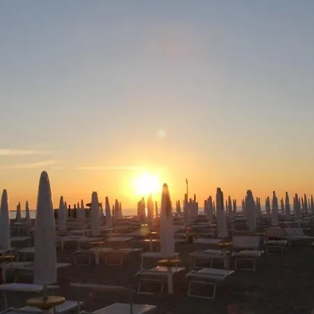 Ariston Vacanze Ξενοδοχείο με διαμερίσματα 4*