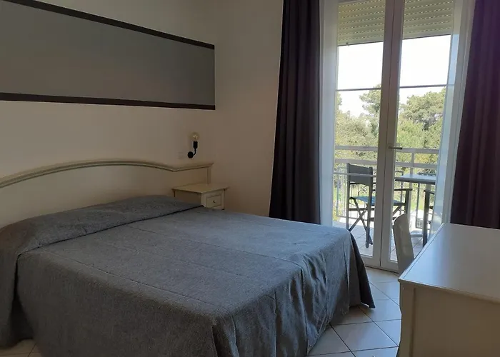 Ariston Vacanze 4* مارينا دي رافينا